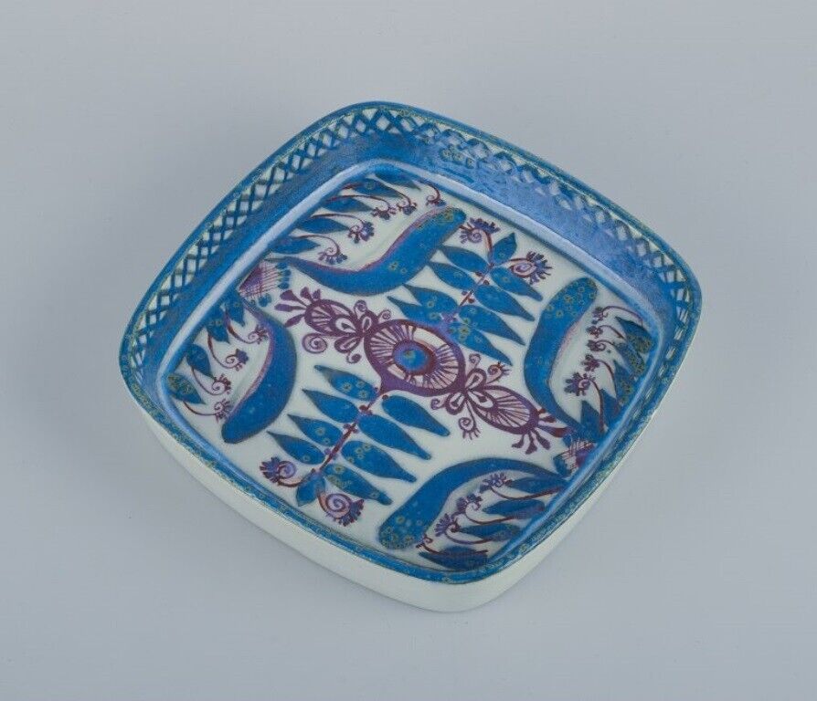 Marianne Johanson for Royal Copenhagen Aluminia Square dish in faience