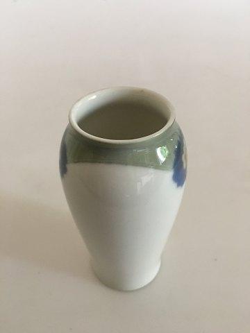 Bing  Grondahl Art Nouveau Vase No 6956/908