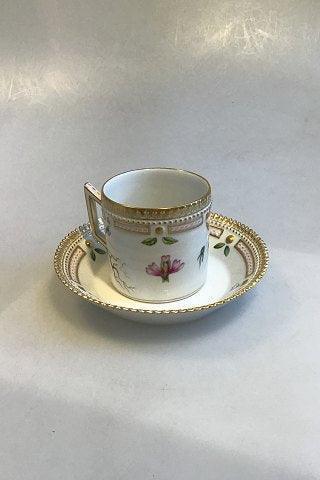 Royal Copenhagen Flora Danica Chocolate Cup No 054(3513)