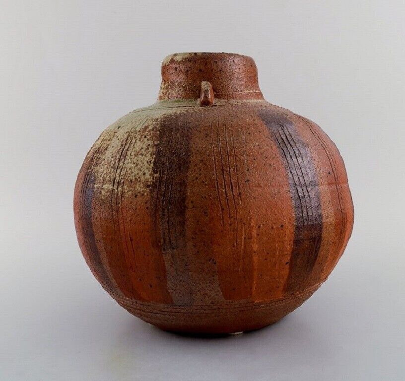 Gerd Zinnerström Sweden Large round unique vase in glazed stoneware