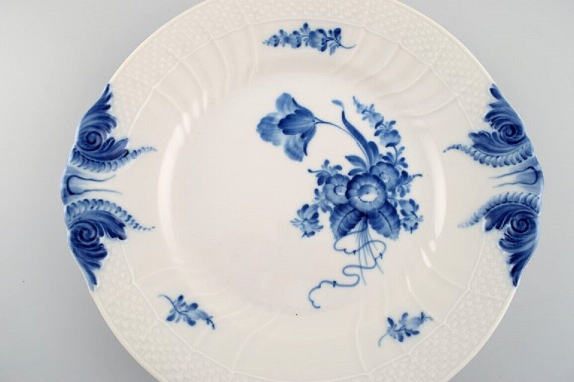 Royal Copenhagen Blue Flower Curved dish Model number 10/1864