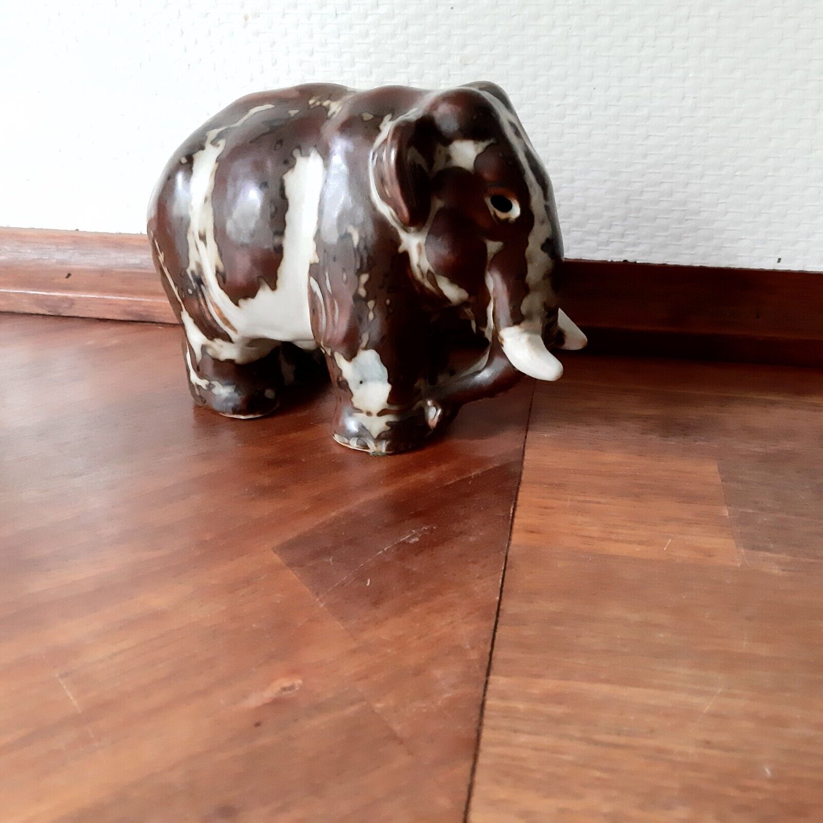 ELEPHANT Sung Glaze KNUD KYHN for ROYAL COPENHAGEN # 20186 Fact FIRST