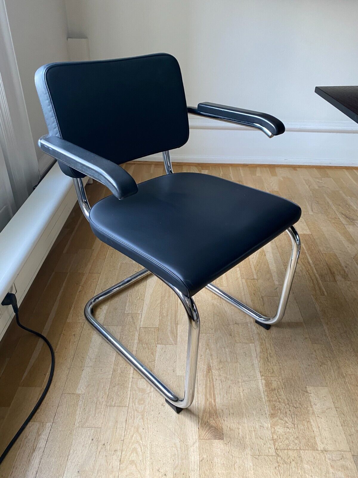 Thonet cantilever chairs