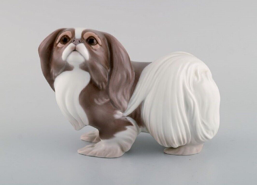 Sveistrup Madsen for Bing  Grøndahl Porcelain figure Standing Pekingese