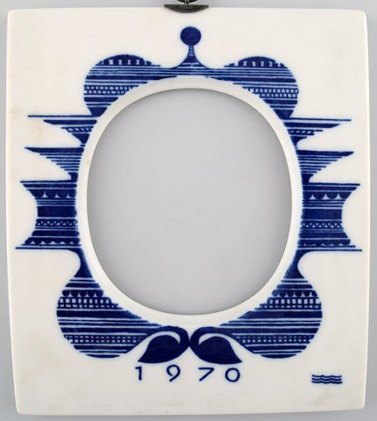 Royal Copenhagen annual frame from 1970 (large) with hanger in sterling silver