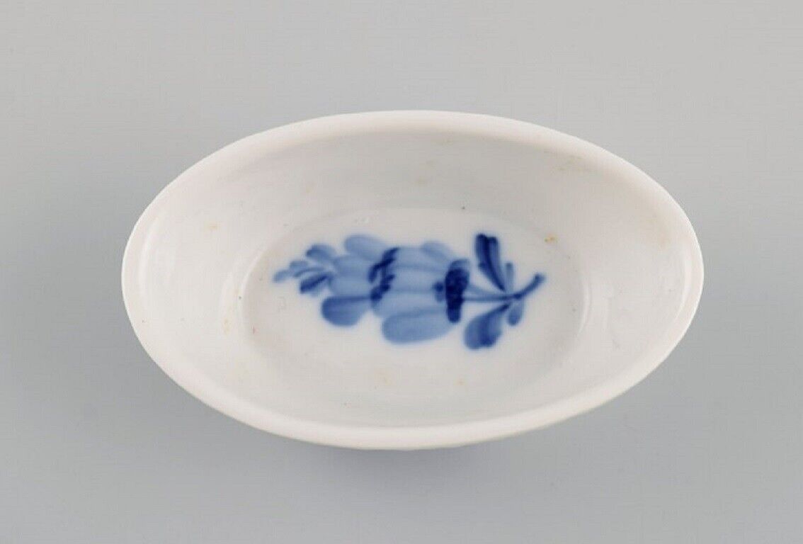 Five parts Royal Copenhagen Blue Flower Braided porcelain