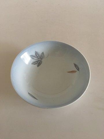 Bing  Grondahl Falling Leaves Bowl No 45