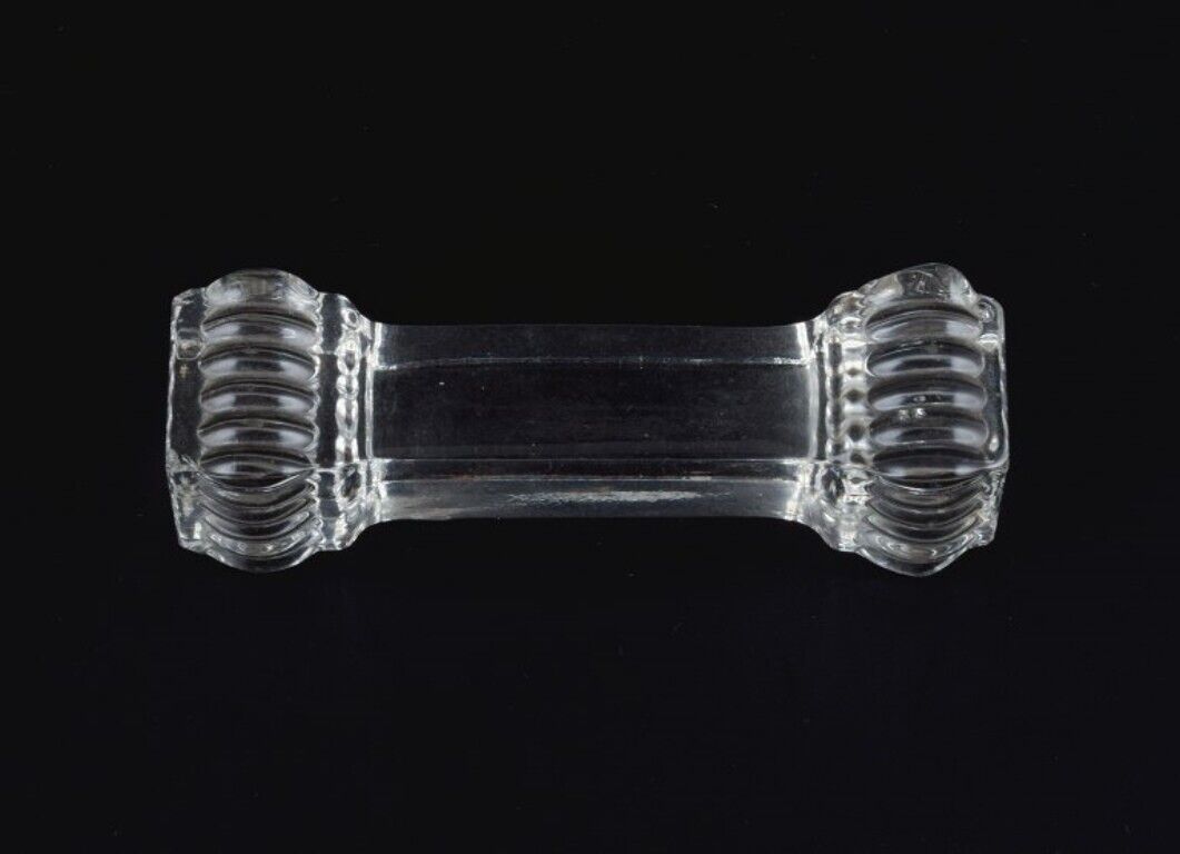 Baccarat France Set of five Art Deco knife rests in crystal glass 1930/40s