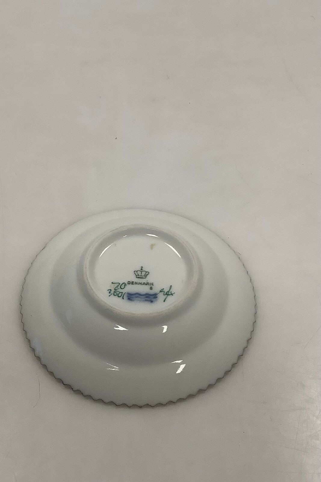 Royal Copenhagen Flora Danica Caviar bowl No 20 / 3501