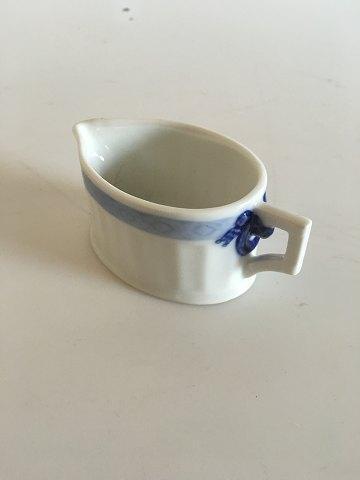 Royal Copenhagen Blue Fan Creamer No 11562