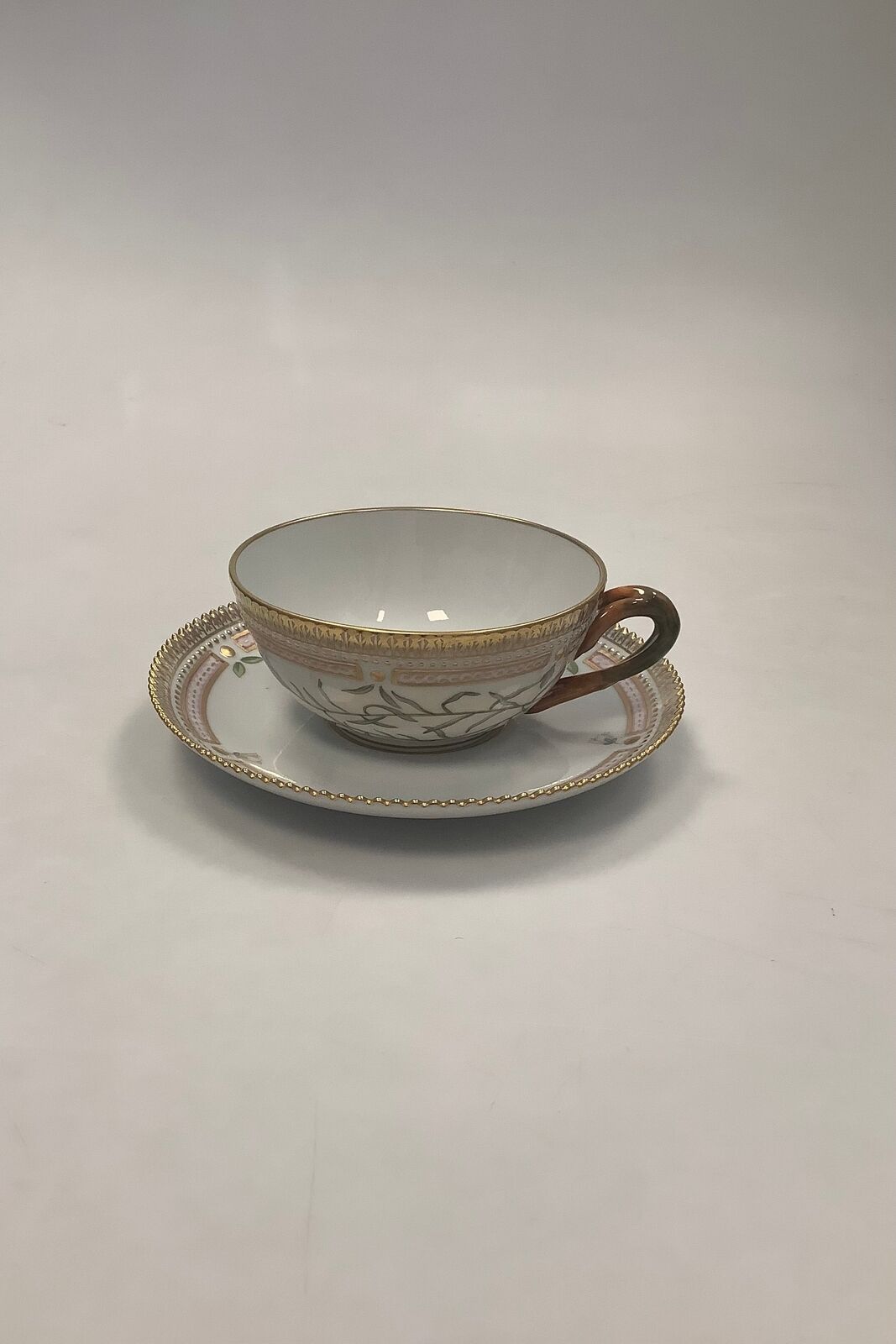 Royal Copenhagen Flora Danica Tea cup/ saucer No 081+082 or 3630