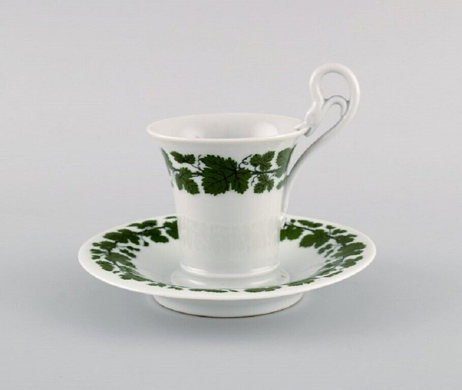 Meissen Green Ivy Vine Leaf egoist coffee service in hand-painted porcelain