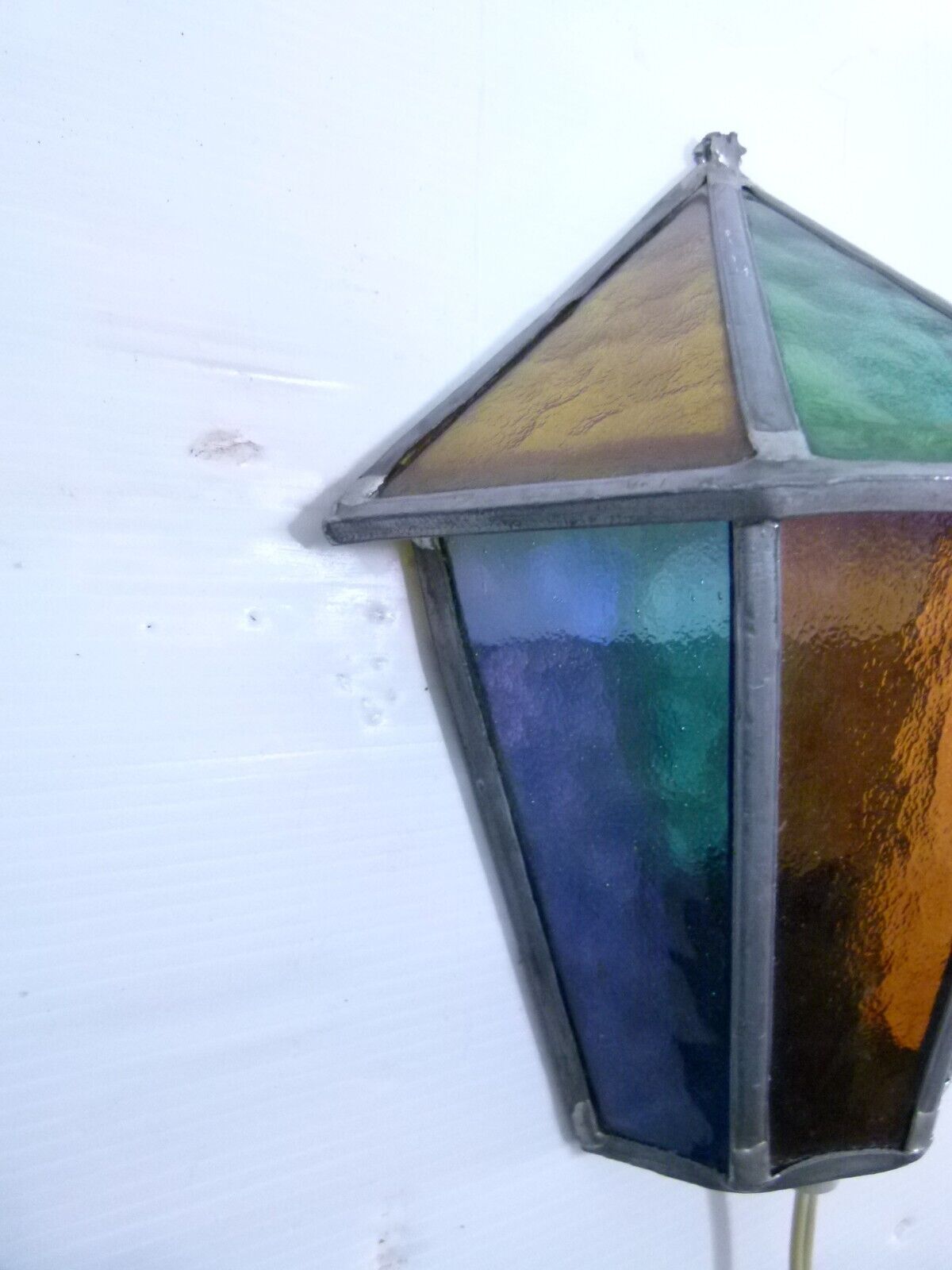 Stained glass lamp wall light