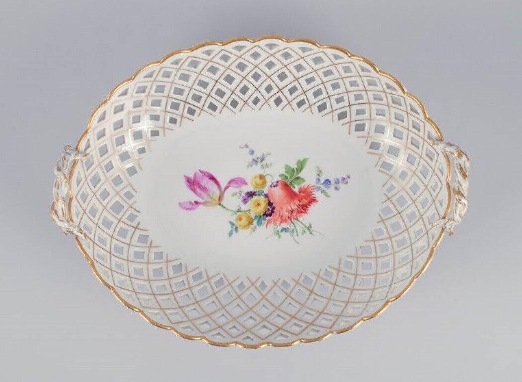 Meissen Germany Colossal open lace oval bowl Hand-painted with flowers