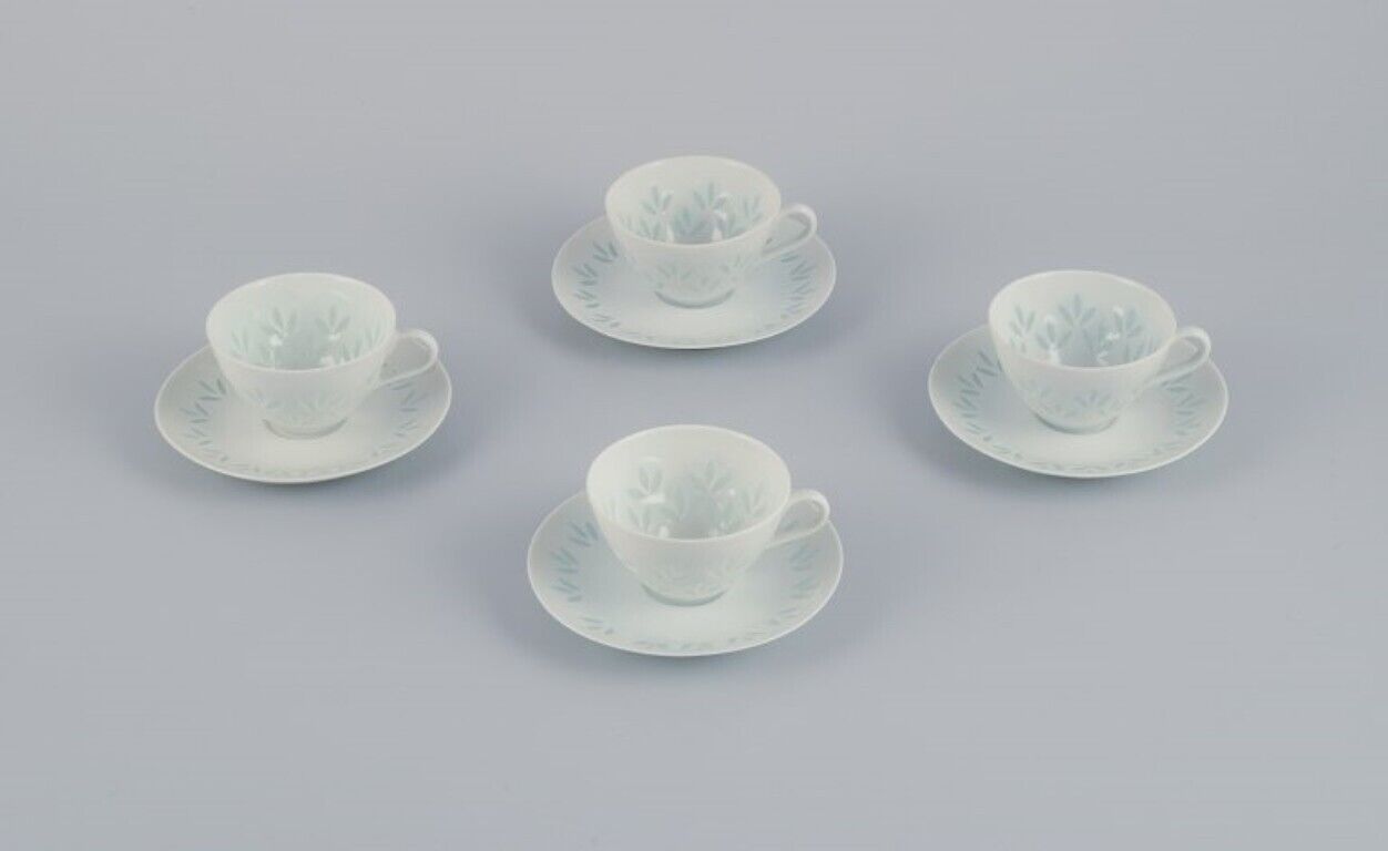 Friedl Kjellberg for Arabia Four coffee cups with saucers in rice porcelain