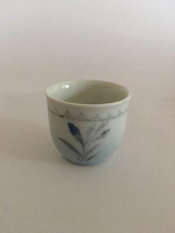 Bing  Grondahl Demeter / Blue Cornflower Egg Cup No 696