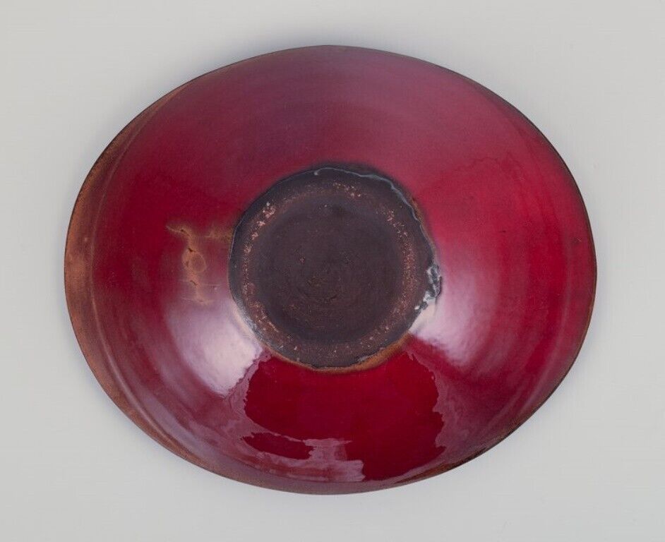 Gerard Hofmann French ceramicist own workshop  Bowl with ox blood glaze