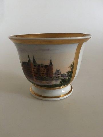 Royal Copenhagen Antique Cup with Handpainted decoration of Frederiksborg Castle