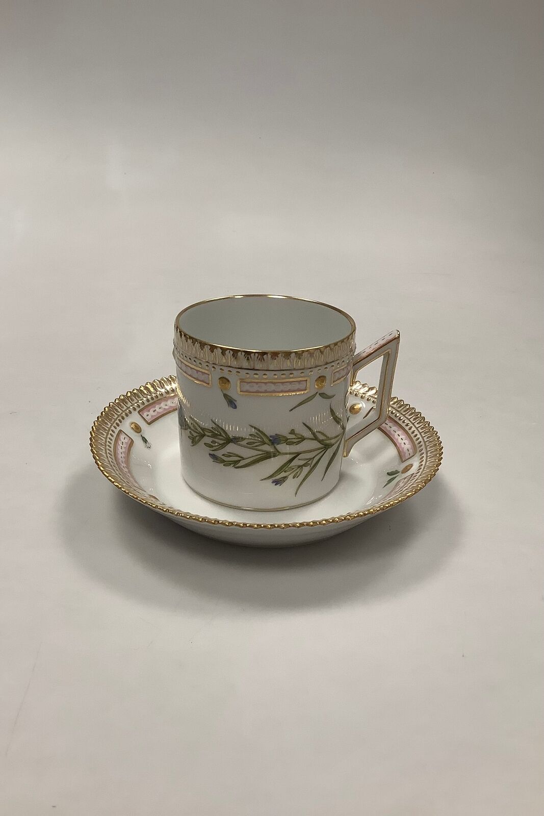 Royal Copenhagen Flora Danica Chocolate Cup No 20/ 3512 / 3513