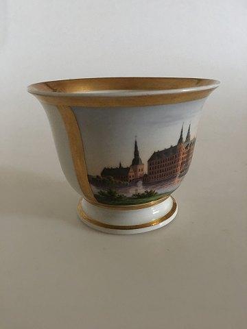 Royal Copenhagen Antique Cup with Handpainted decoration of Frederiksborg Castle