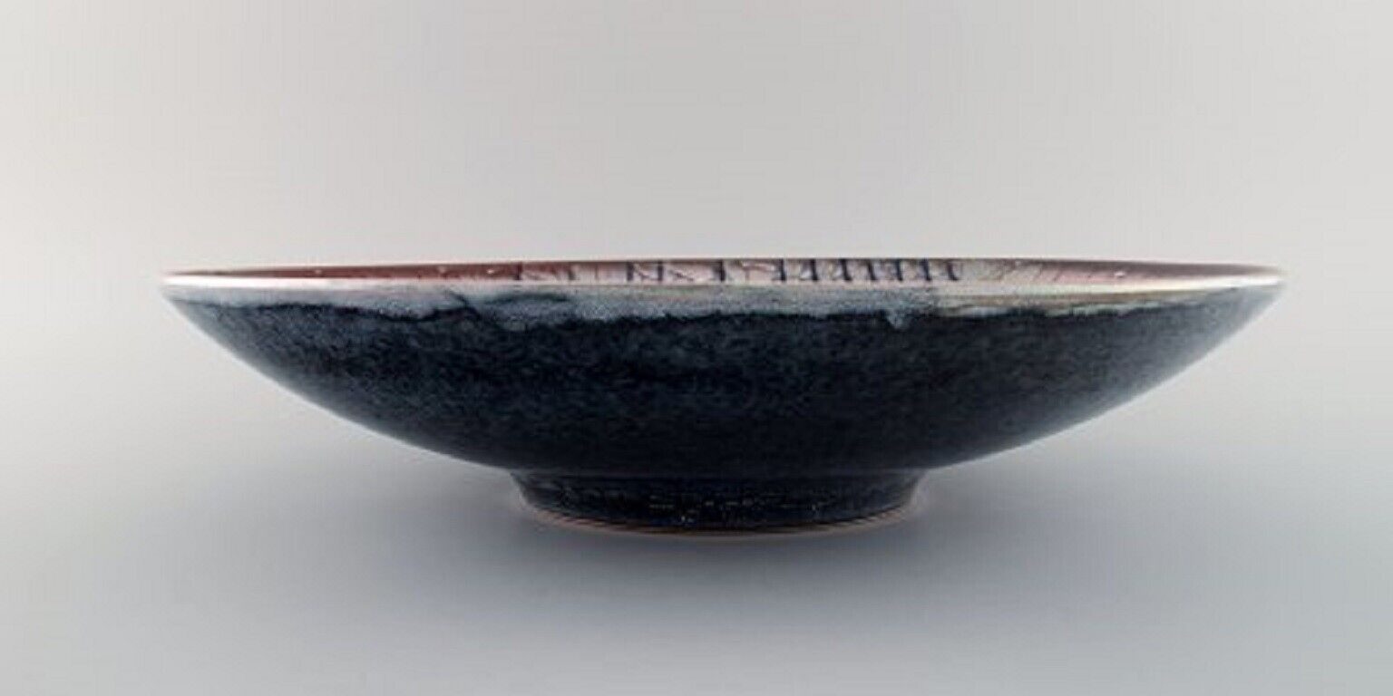 Michael Andersen Denmark Large bowl in glazed ceramics with a weaver