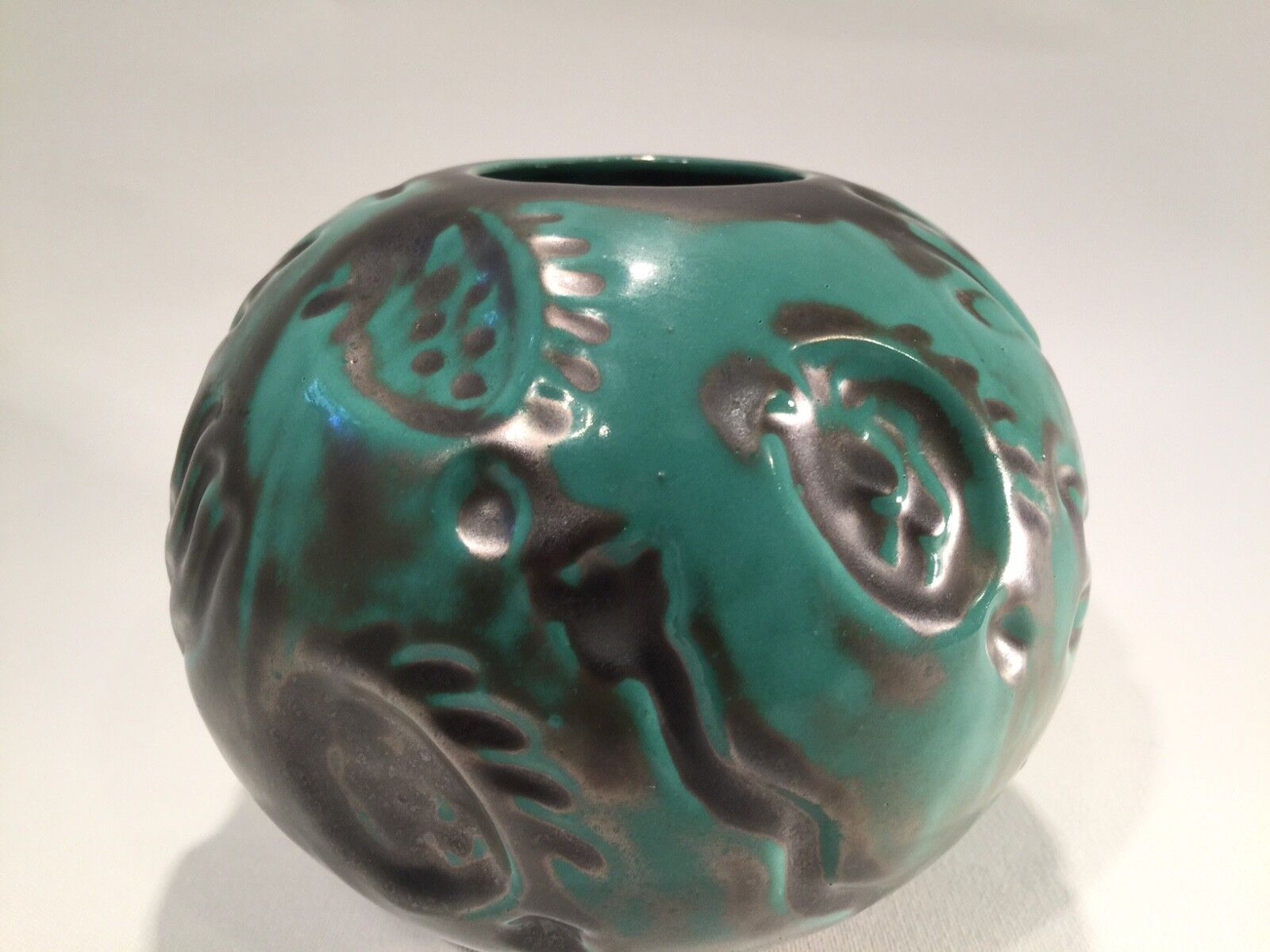 S:t Eriks (Upsala Ekeby) Art Deco ball shaped vase green copper oxide glaze