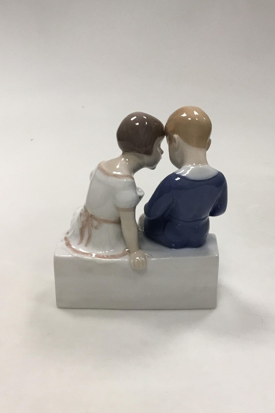 Bing and Grondahl Figurine 2 children on a bench (Disadvantaged) No 2175