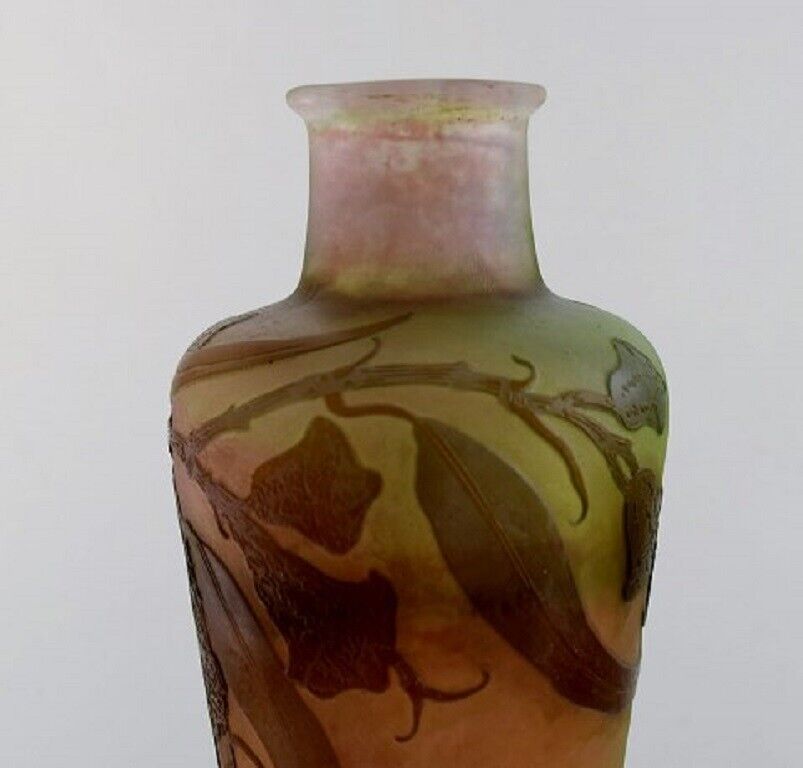 Emile Gallé vase in frosted and overlaid brown art glass ca 1910