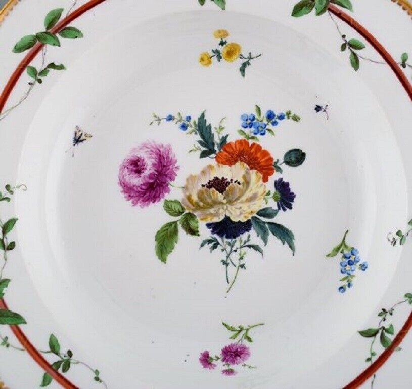 Two antique Meissen deep plates in pierced porcelain with floral motifs