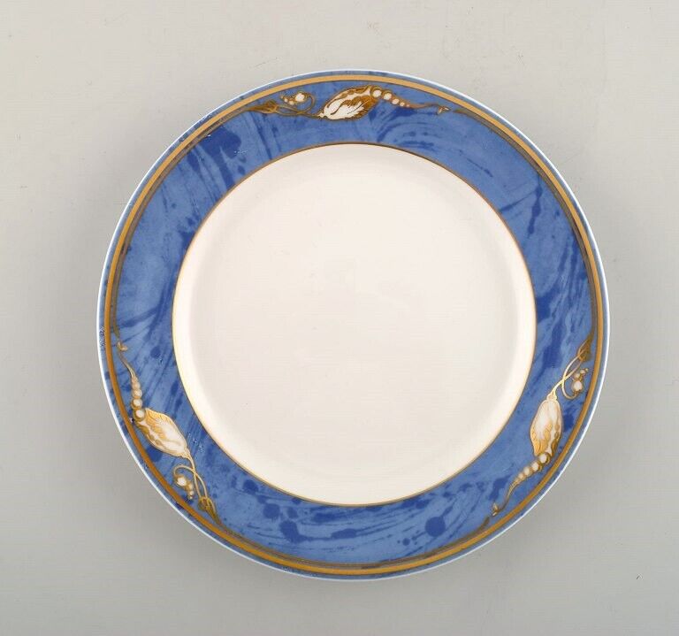 Royal Copenhagen "Magnolia" plate Six pieces in stock Late 20th C