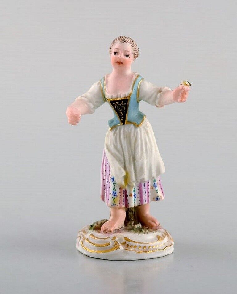 Rare antique Meissen miniature figure after Johann Joachim Kändler Girl