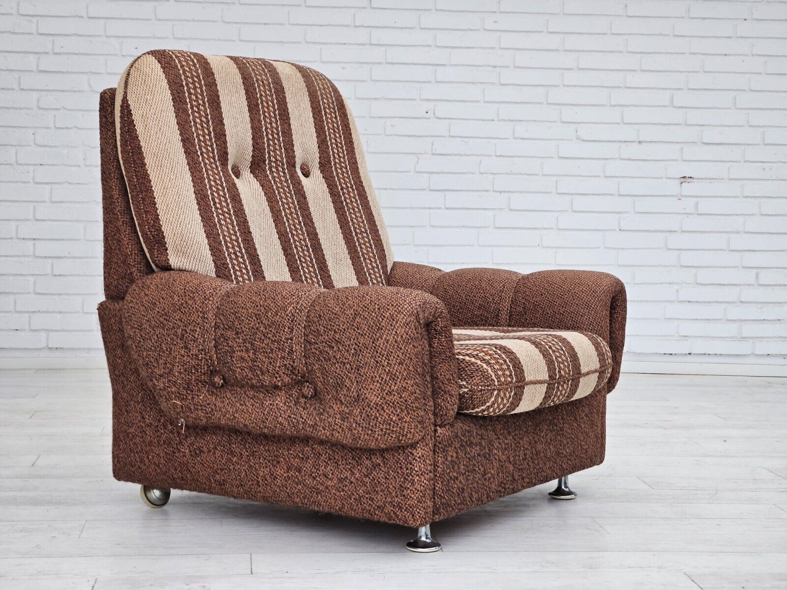 1970s Danish relax chair original wool upholstery very good condition