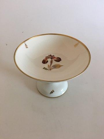 Royal Copenhagen Brown Iris Cake Bowl on High Foot No 9410