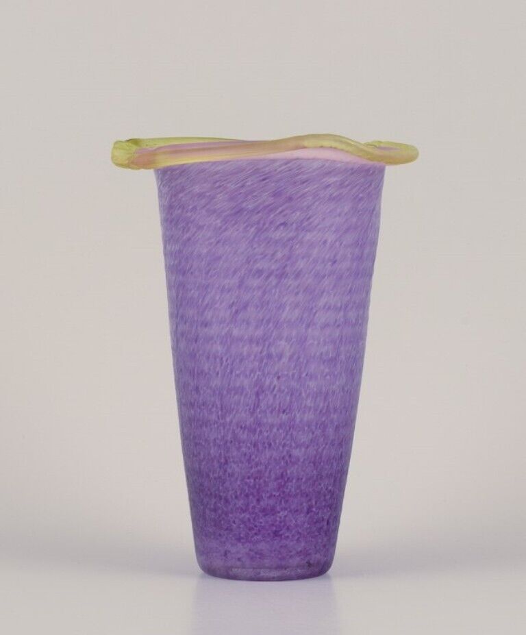 Ulrica Hydman Vallien for Kosta Boda Vase in violet and yellow art glass