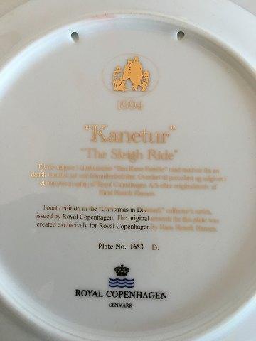 Royal Copenhagen Christmas in Denmark 1994 Plate "The Sleigh Ride"