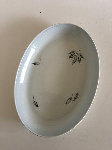 Bing  Grondahl Falling Leaves Oval Serving Tray No 15