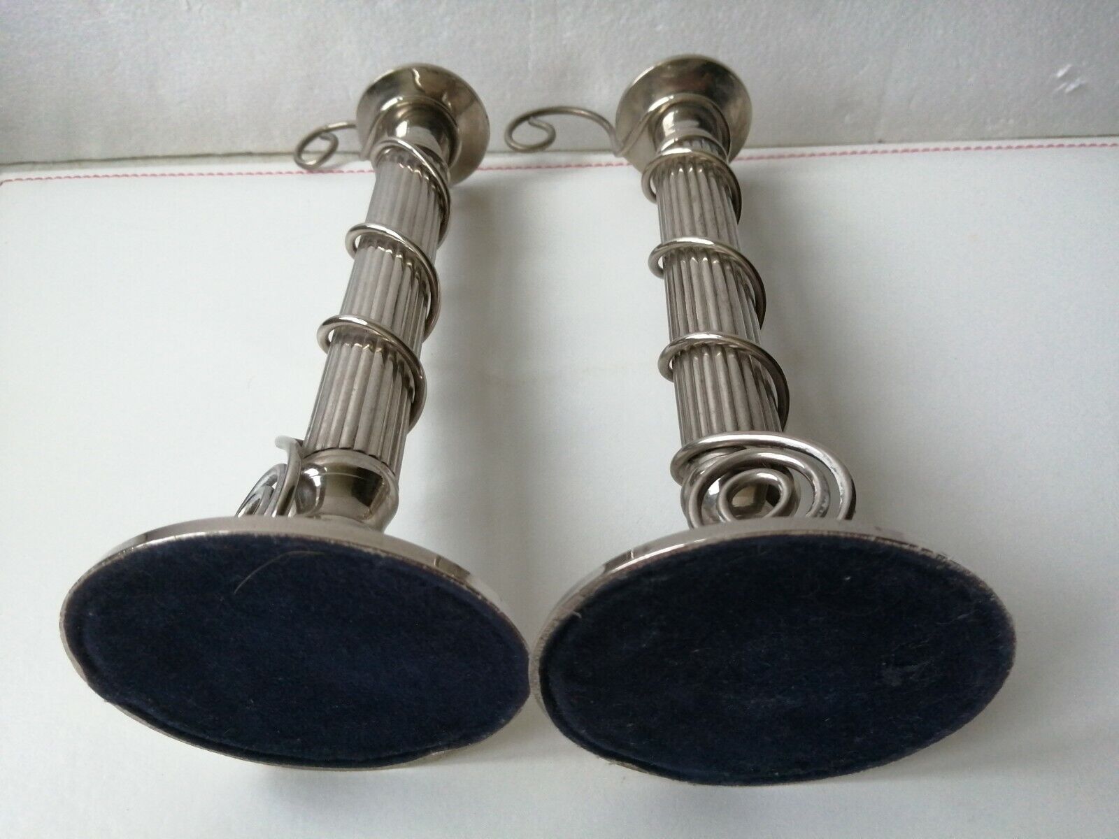 Vintage pair of  metal candlesticksLovely design 24 cm tall