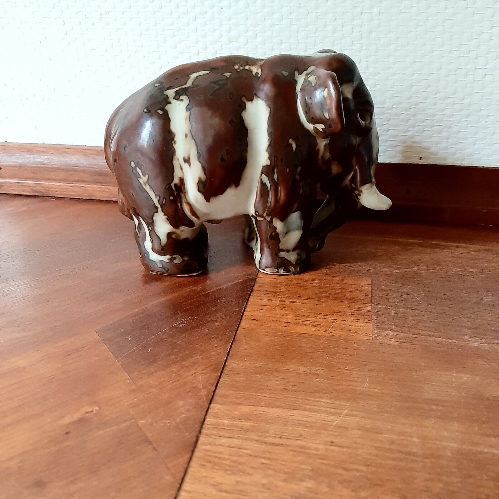 ELEPHANT Sung Glaze KNUD KYHN for ROYAL COPENHAGEN # 20186 Fact FIRST