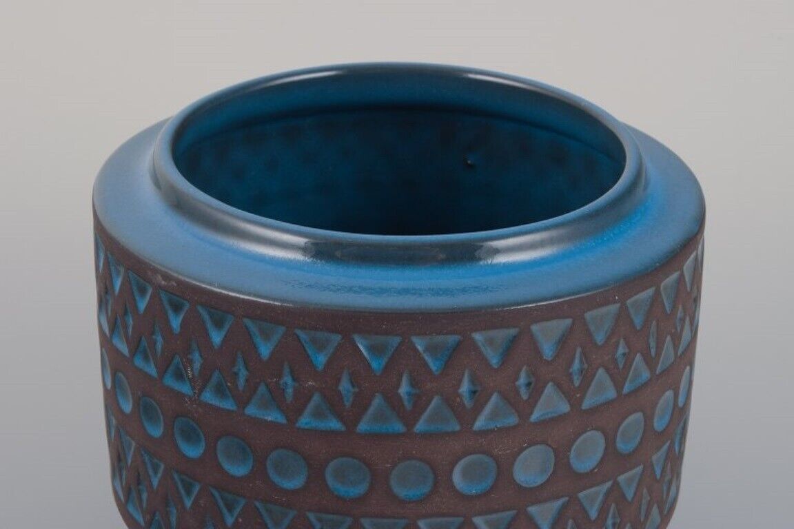 Mari Simmulson for Upsala Ekeby Ceramic pot with a geometric pattern