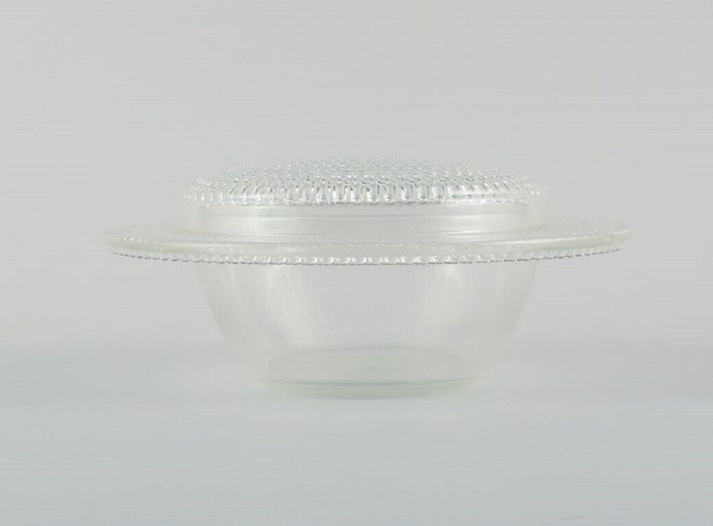 Early René Lalique Nippon-4 covered bowl in art glass with inlaid air pearls