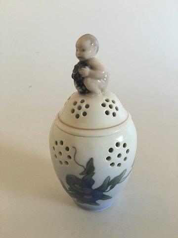 Royal Copenhagen Potpourri Lidded pot with boy/putti on top No 790/2303