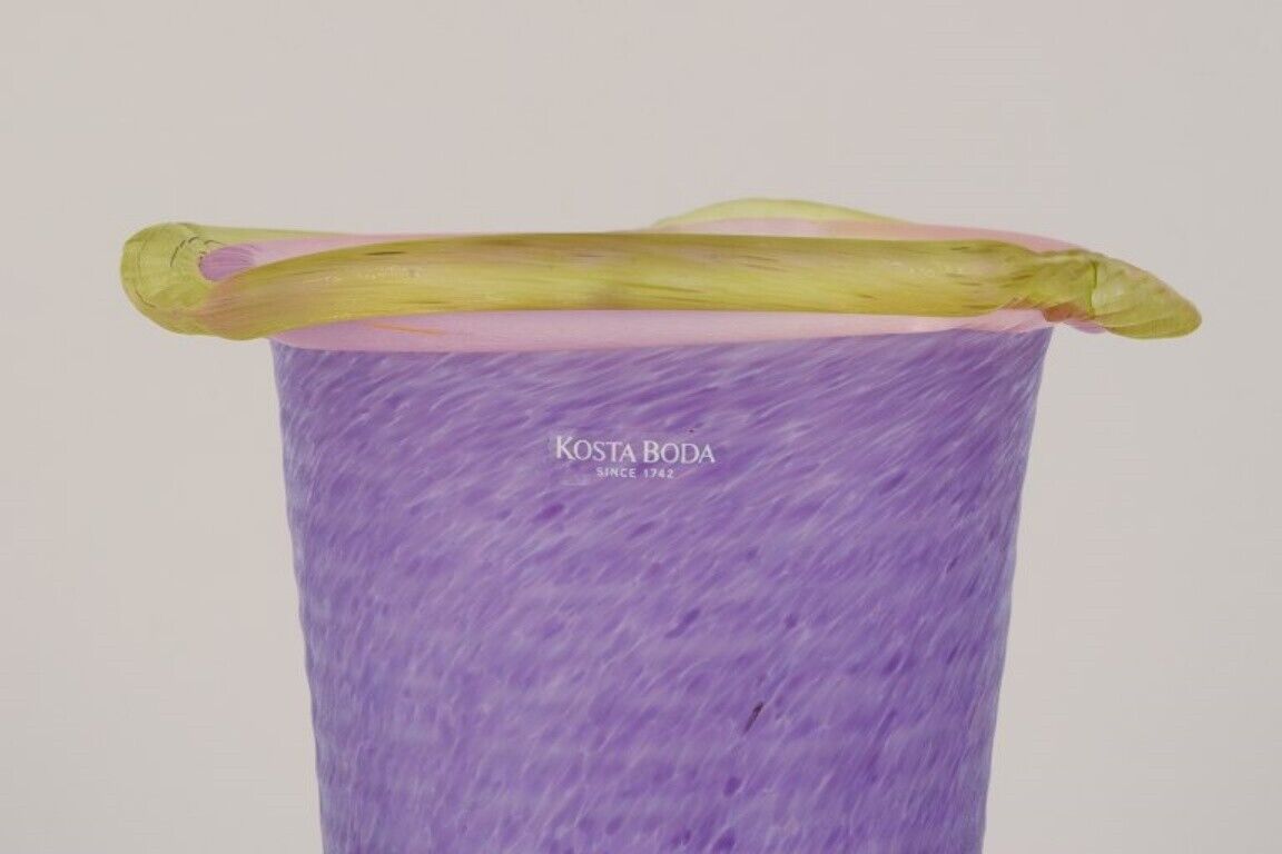 Ulrica Hydman Vallien for Kosta Boda Vase in violet and yellow art glass