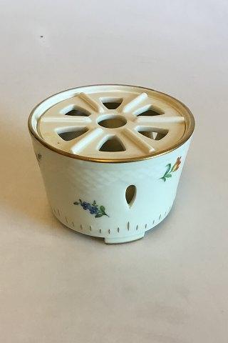 Bing  Grondahl Saxon Flower Creme Heater No 237