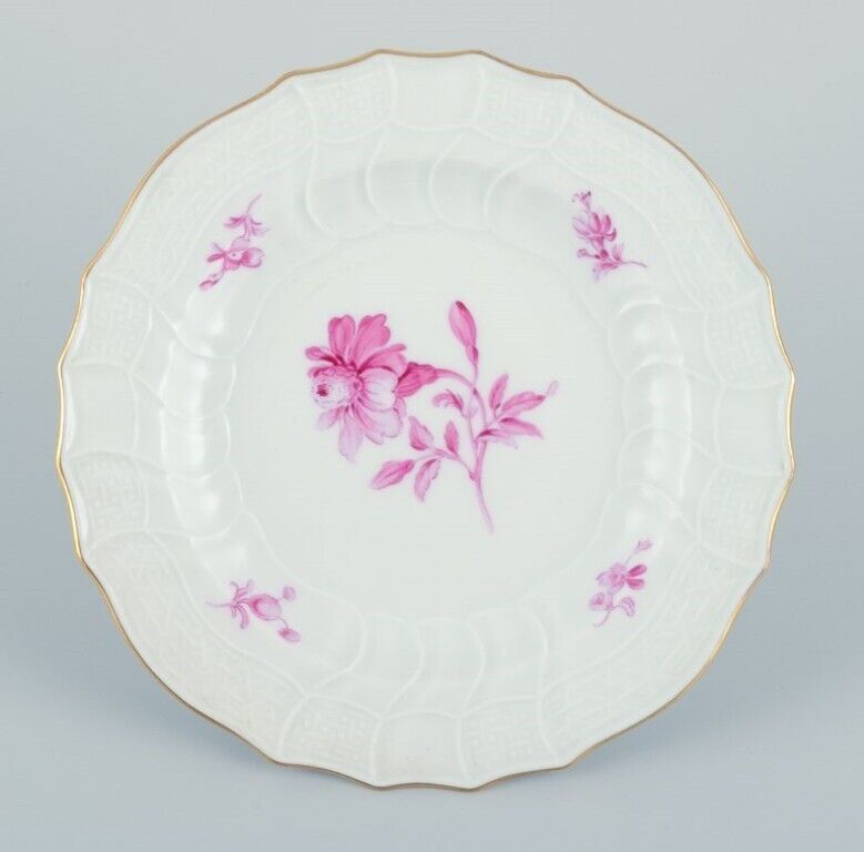 Meissen Germany Set of seven porcelain plates hand-painted with purple flowers