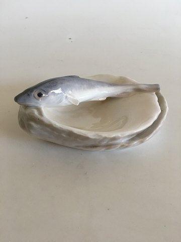 Royal Copenhagen Art Nouveau Fish on shell dish No 618