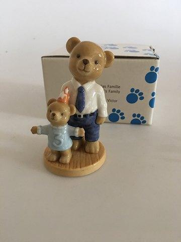 Bing  Grondahl Victor  Victoria's Family Victor 2004 Annual Teddybear Figurine