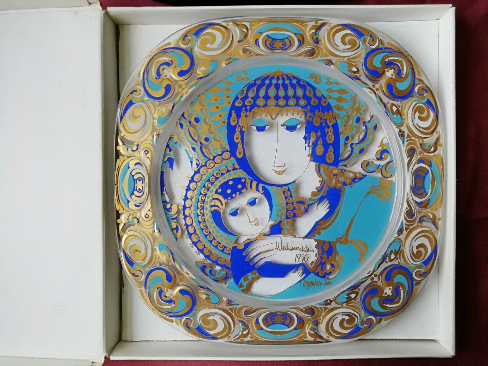 Superb glass hand-painted Christmas wall plate by Wiinblad  for Rosenthal1976