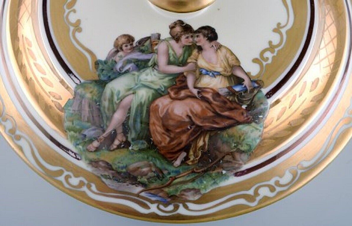 Royal Copenhagen lidded tureen in porcelain with romantic scenes