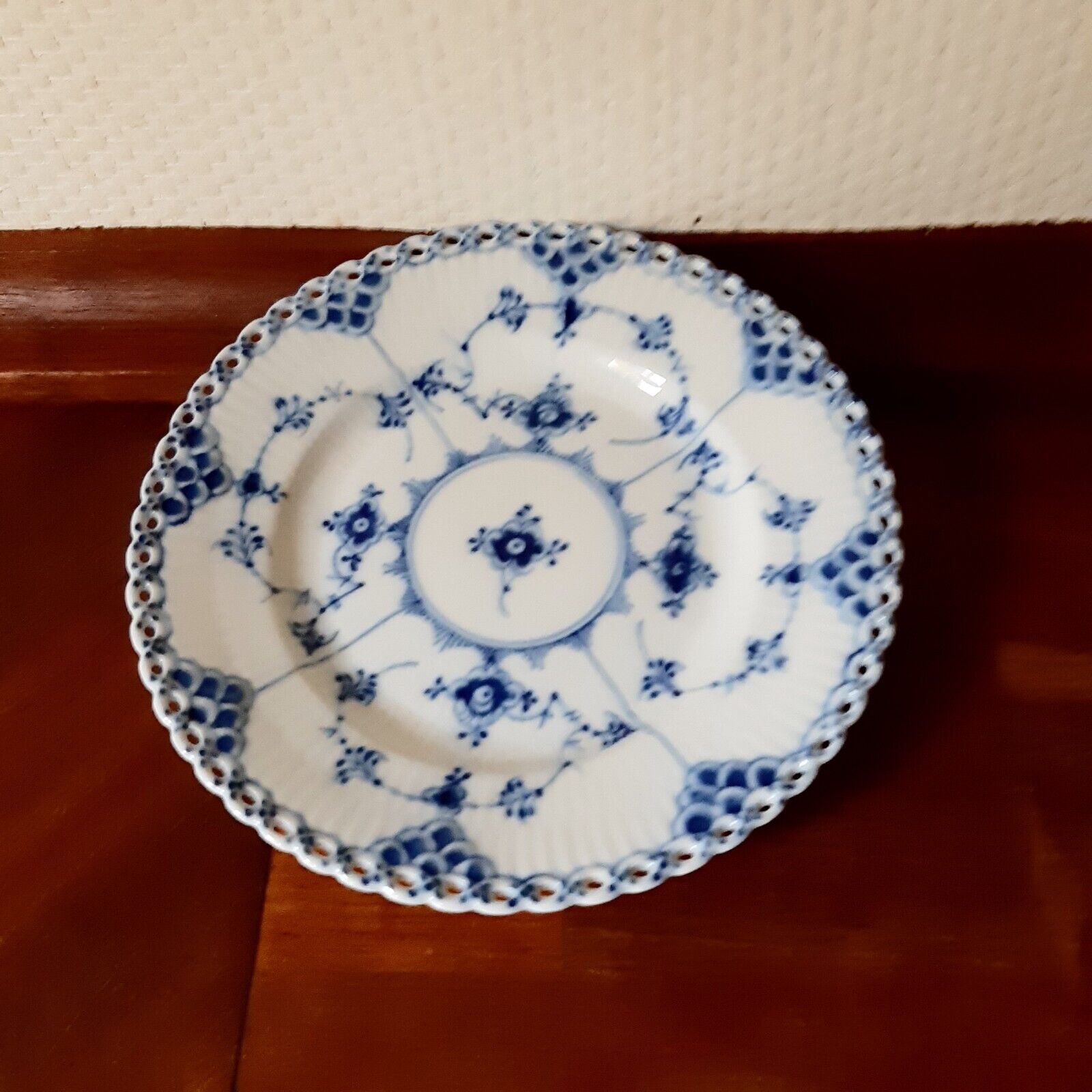 2 Cake Plates 15 cm BLUE FLUTED FULL LACE # 1-1088 Royal Copenhagen 1968 Fact 1