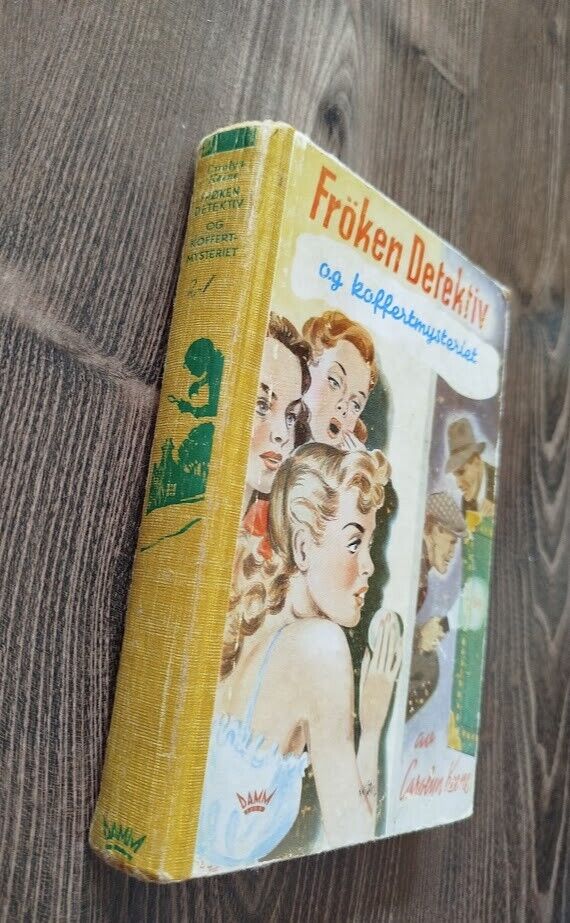 1950 Norwegian Nancy Drew - The Mystery of the Brass Bound Trunk - Carolyn Keene